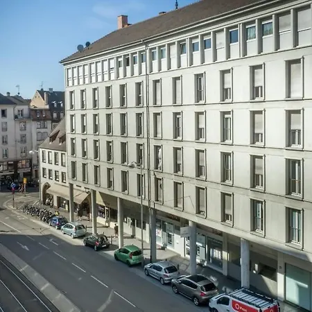 Lumineux De 50m2 Avec Terrasse *